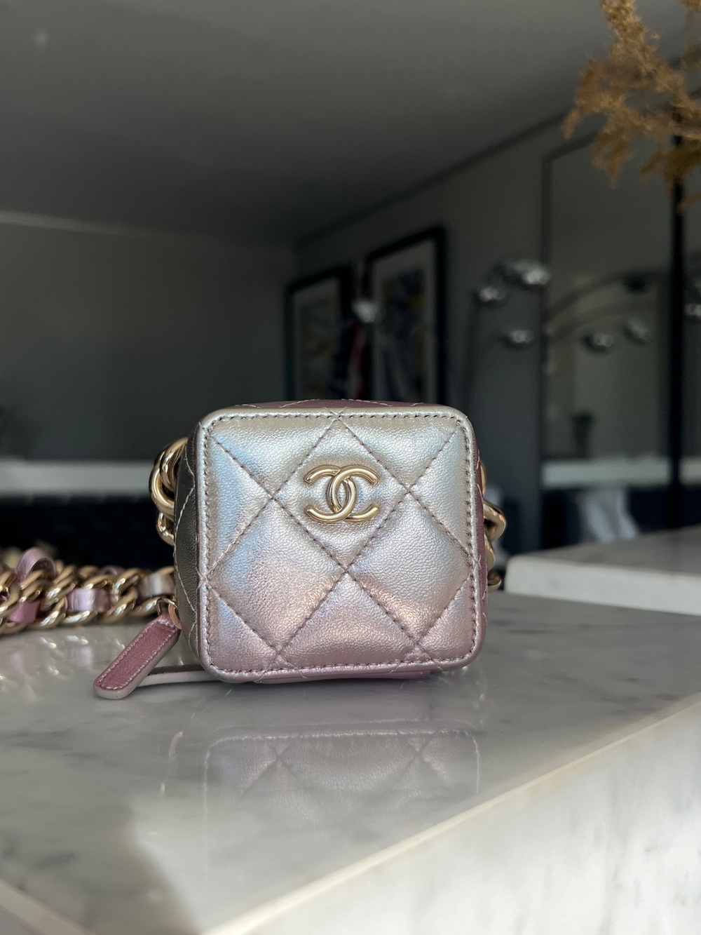 CHANEL 2021 Iridescent Metallic Pink Mini Vanity Case With Chain